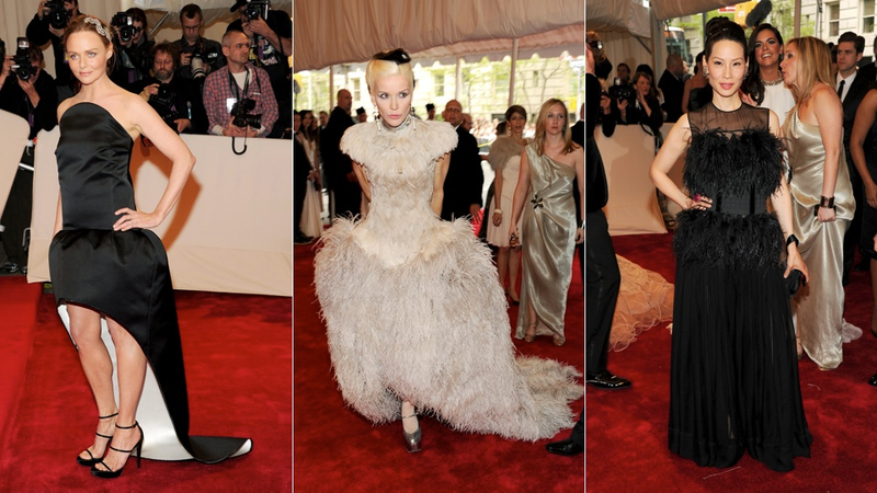 Illustration for article titled The Best (And Strangest) Looks From The Met Ball Red Carpet
